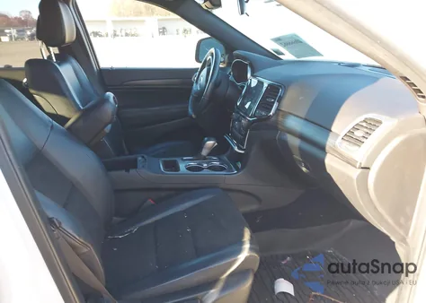 2021 Jeep Grand Cherokee Laredo X 4X4 from USA, damaged, VIN 1C4RJFAG8MC564180